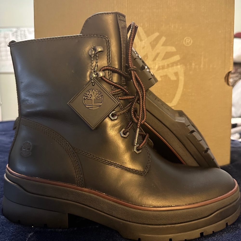 Timberland Hiking/water